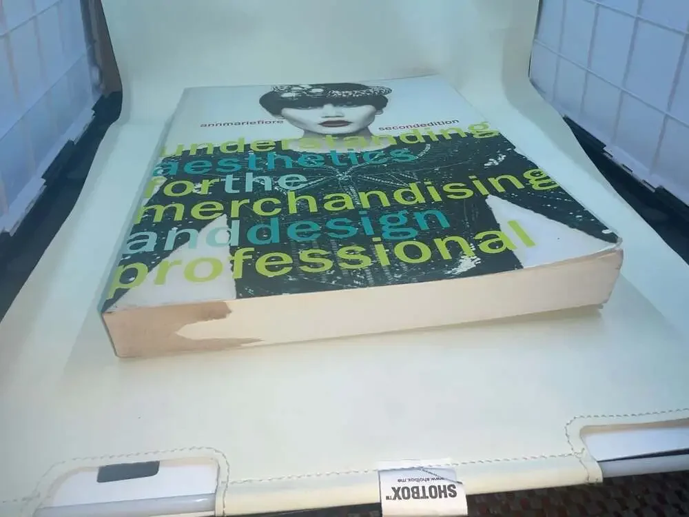 Fairchild Books Understanding Aesthetics for the Merchandising and Design